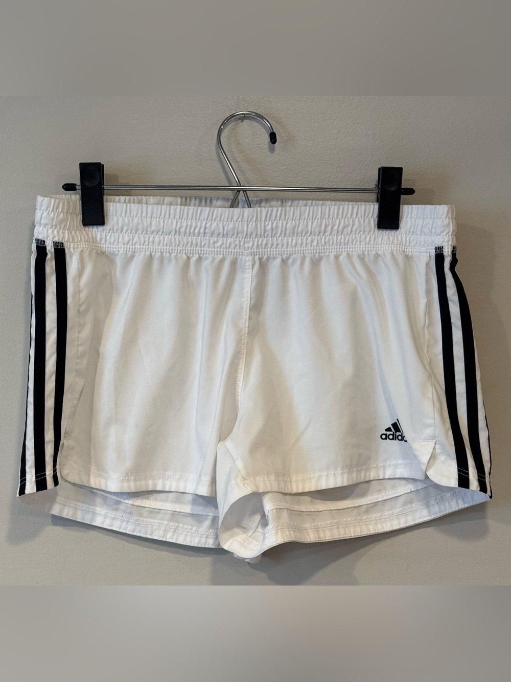 Adidas Women's White 3-Stripes Woven Women's Training Shorts Size M